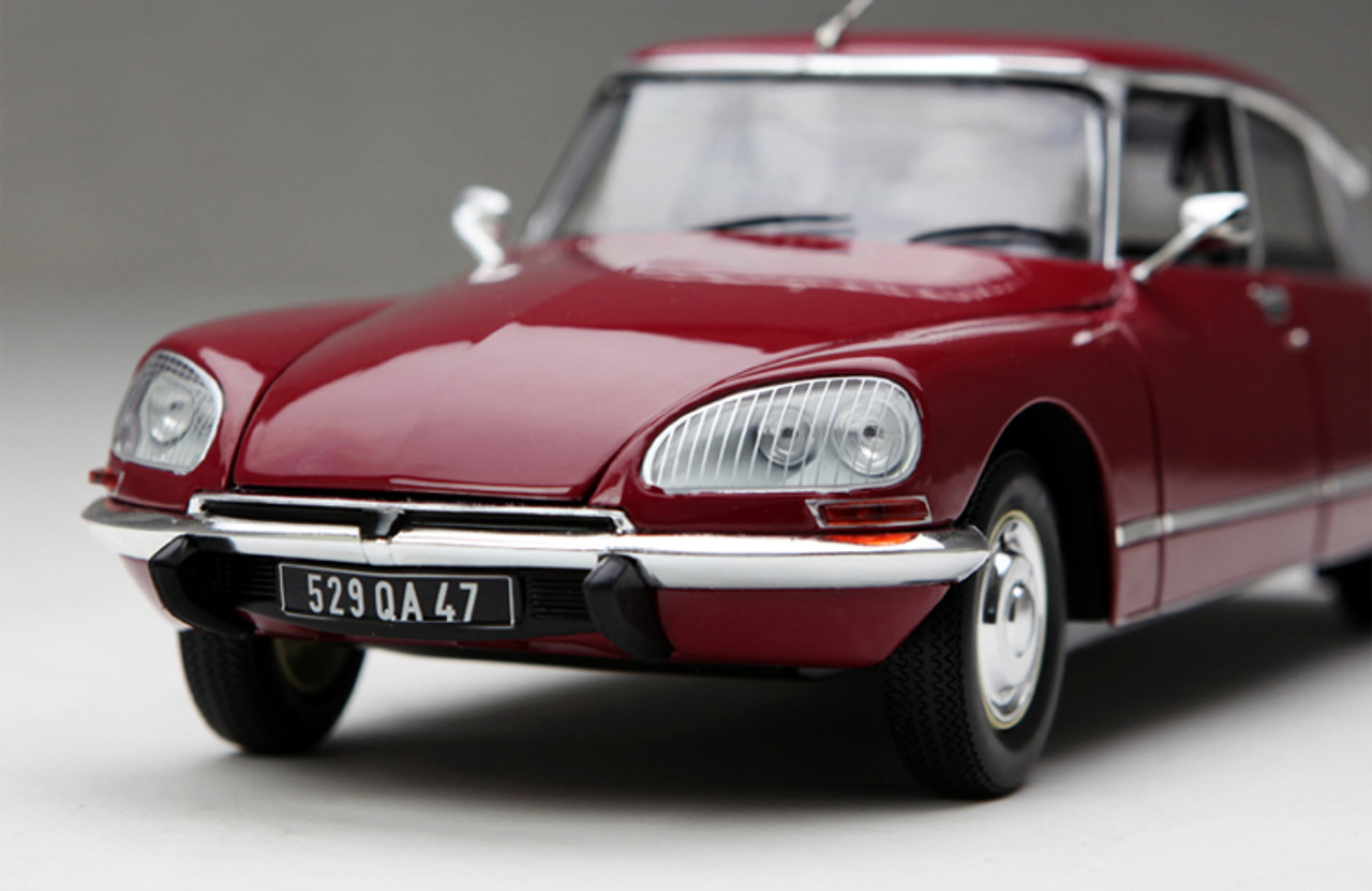 1/18 CITROEN DS23 DS 23 PALLAS (Red) DIECAST CAR MODEL