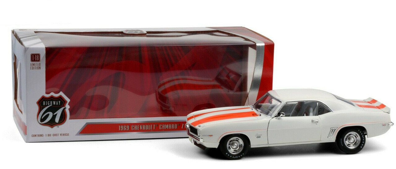 1/18 1969 Chevrolet Chevy Camaro Z10 Pace Car Coupe (White) Diecast Car Model