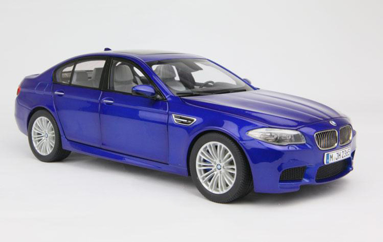 1/18 Paragon BMW M5 (F10) (San Marino Blue) Diecast Car Model