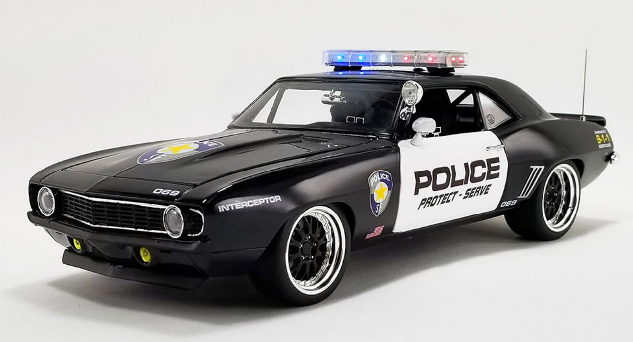 1/18 GMP 1969 Chevrolet Chevy Camaro Street Fighter Police Interceptor Diecast Car Model with Magnetic Light Bar & Flashing LED Lights