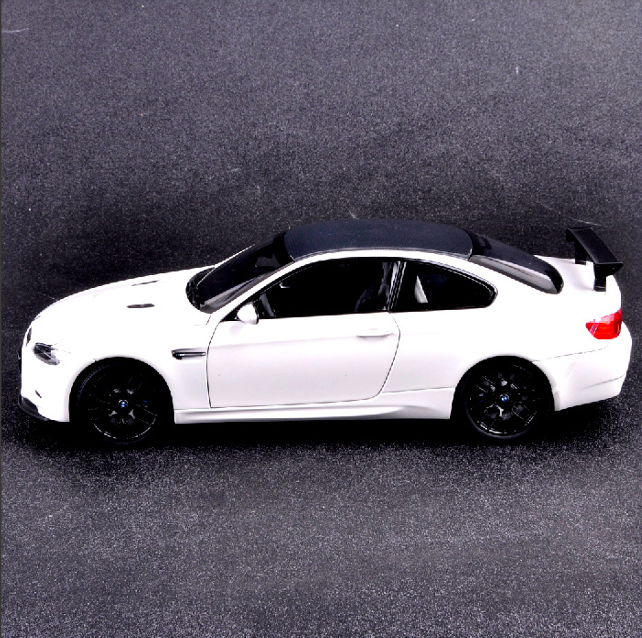 1/18 Kyosho BMW E92 M3 GTS (White) Diecast Car Model