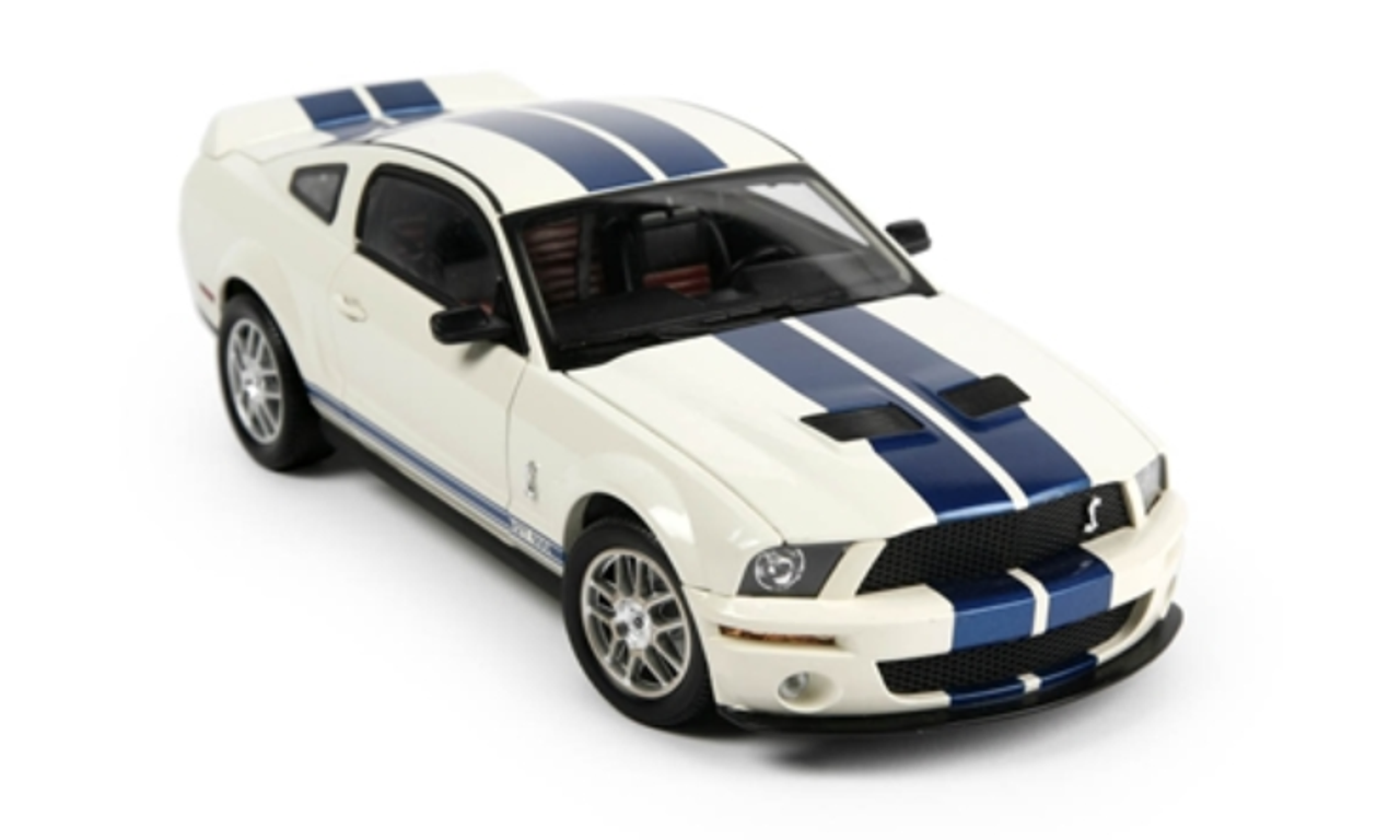 1/18 Shelby Collectibles 2007 Ford Shelby GT500 (White with Blue Stripes) Diecast Car Model