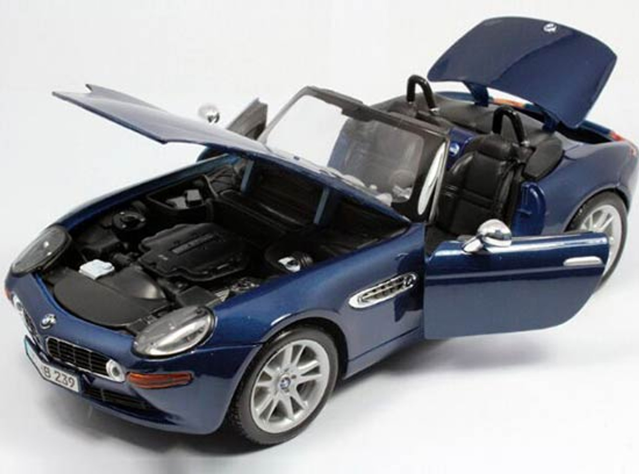 1/18 BMW Z8 Convertible (Blue) Diecast Car Model - LIVECARMODEL.com