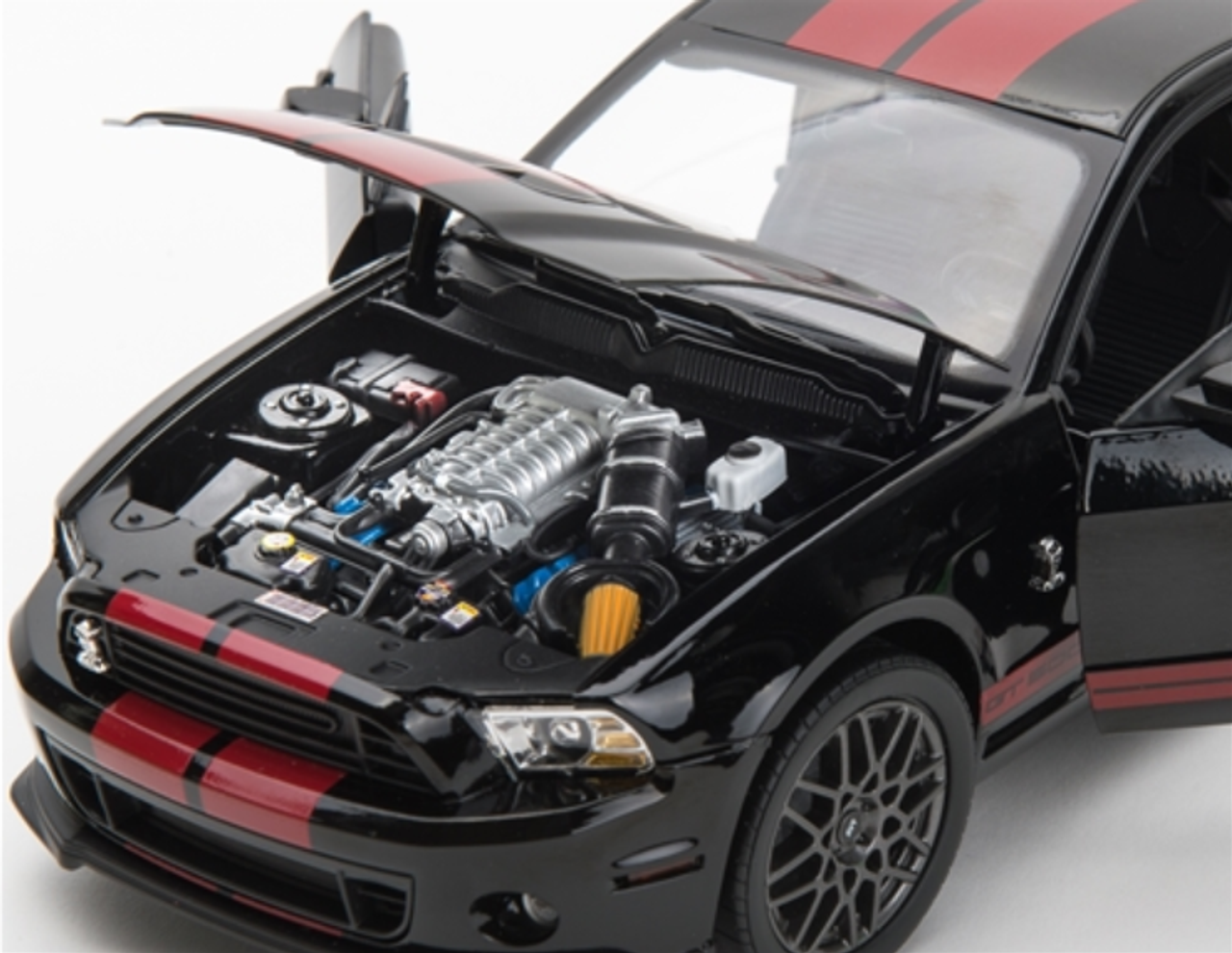1/18 Shelby Collectibles 2013 Ford Shelby GT500 (Black with Red Stripes) Diecast Car Model