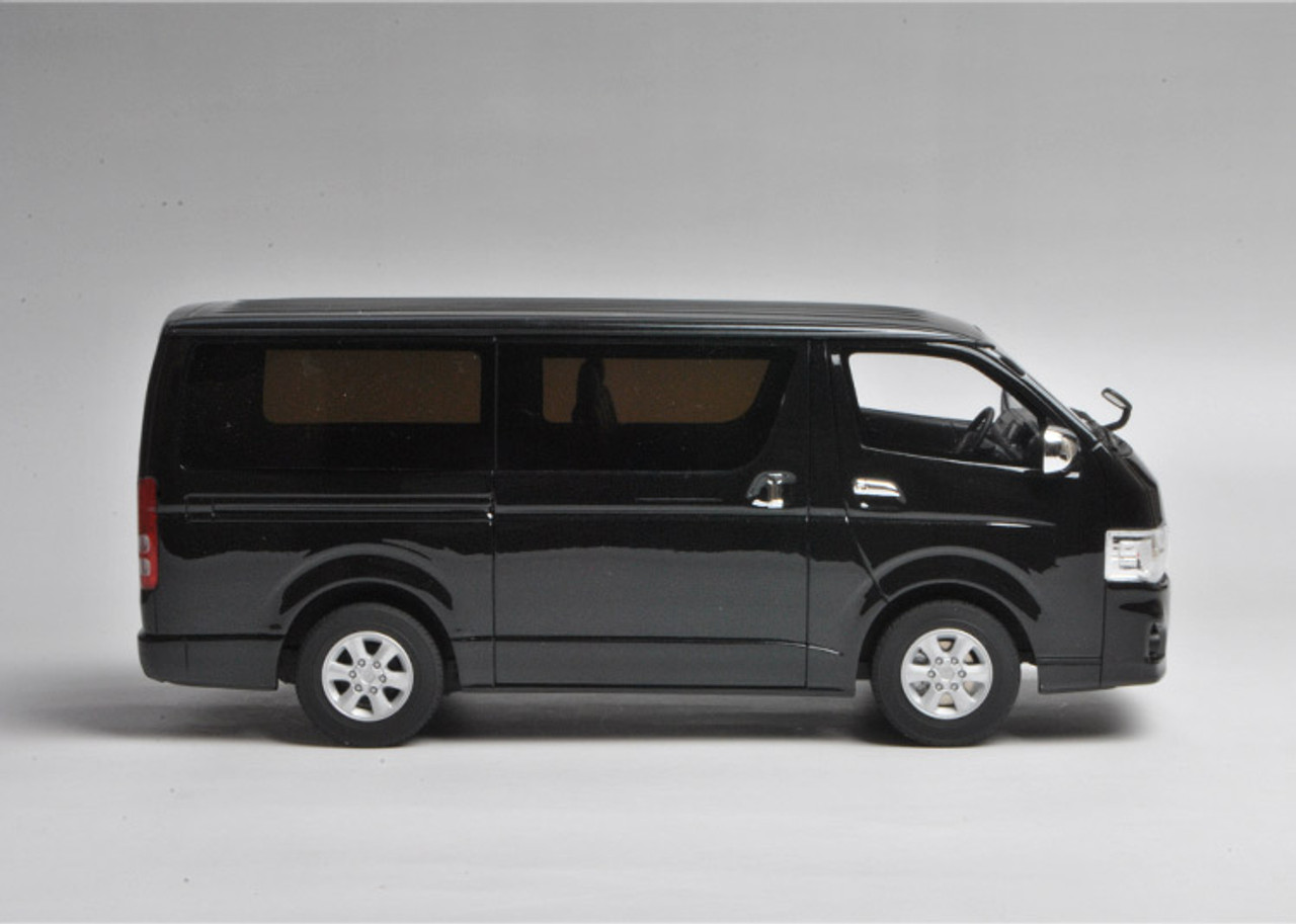 1/18 Kyosho Toyota Hiace Super GL (Black) - LIVECARMODEL.com