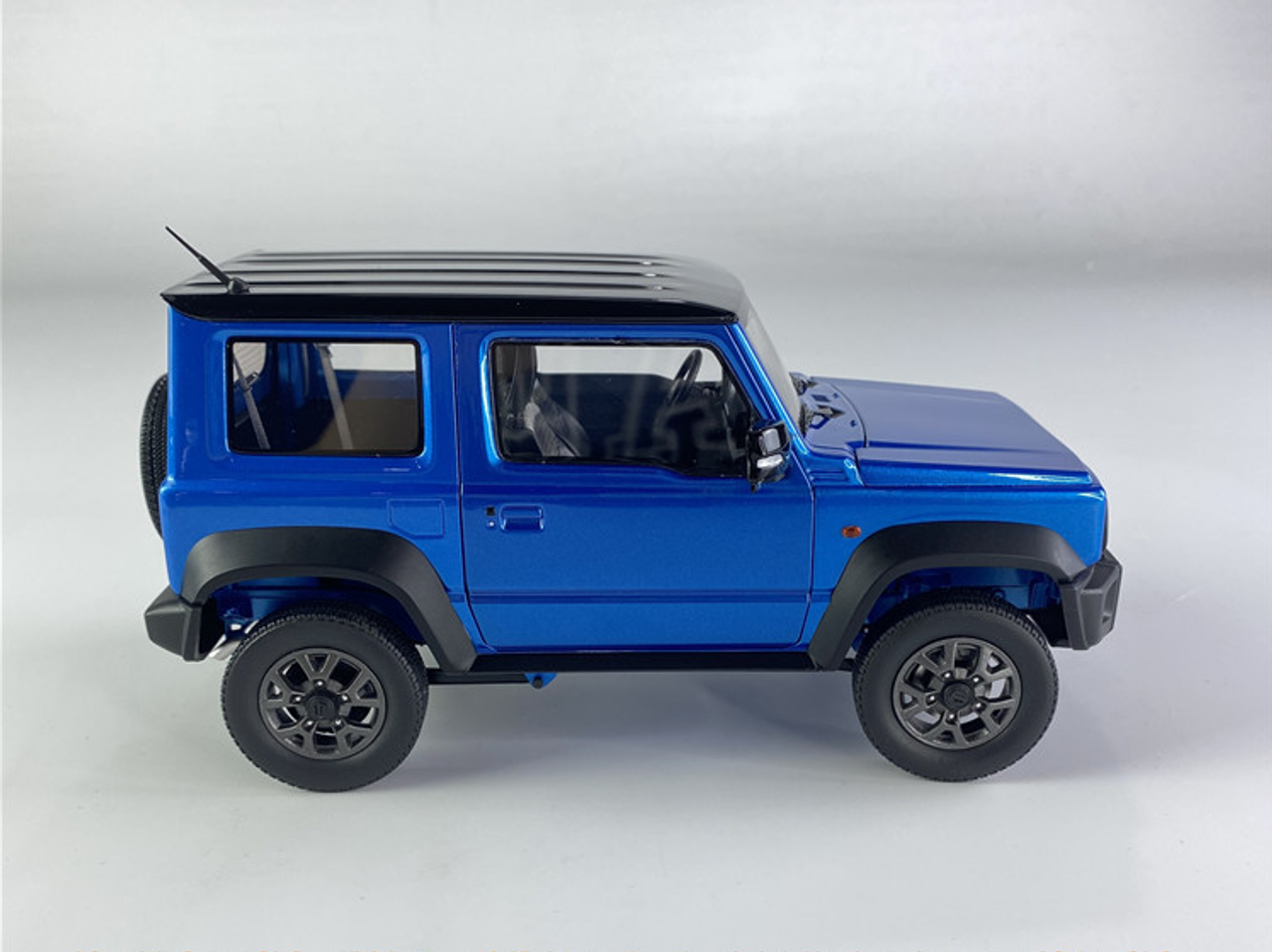 1/18 BM Creations Suzuki Jimny (JB74) Metallic blue RHD