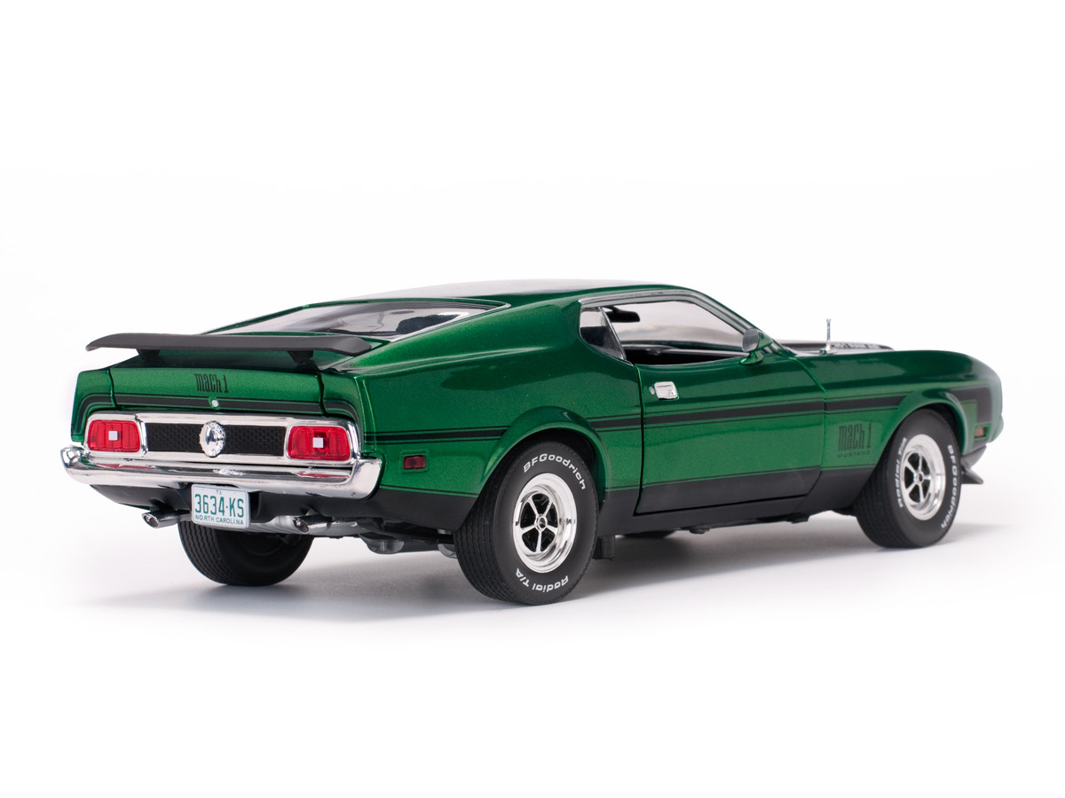 1/18 Sunstar 1971 Ford Mustang MACH I (Green) - LIVECARMODEL.com