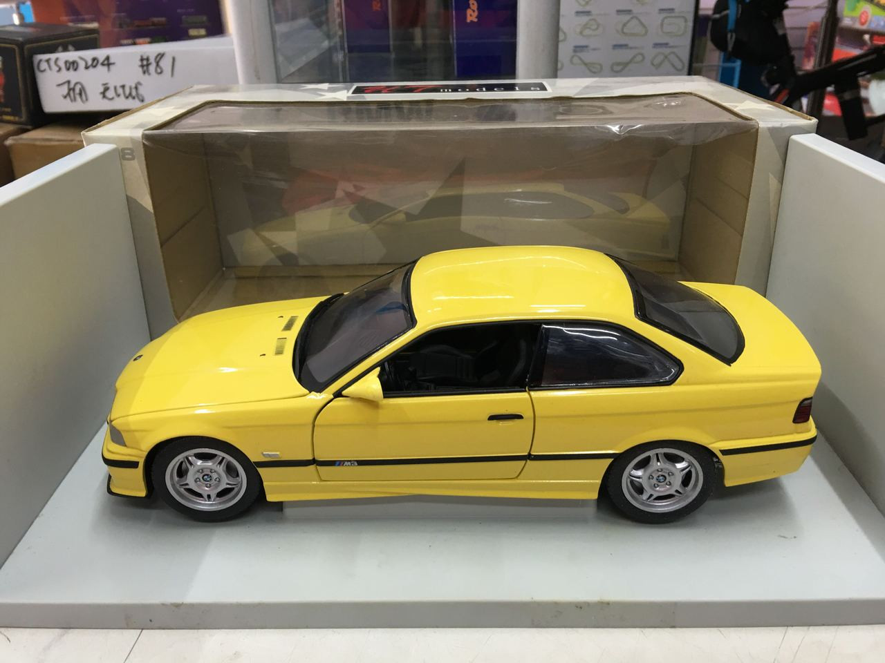 1/18 UT BMW E36 M3 (Yellow)
