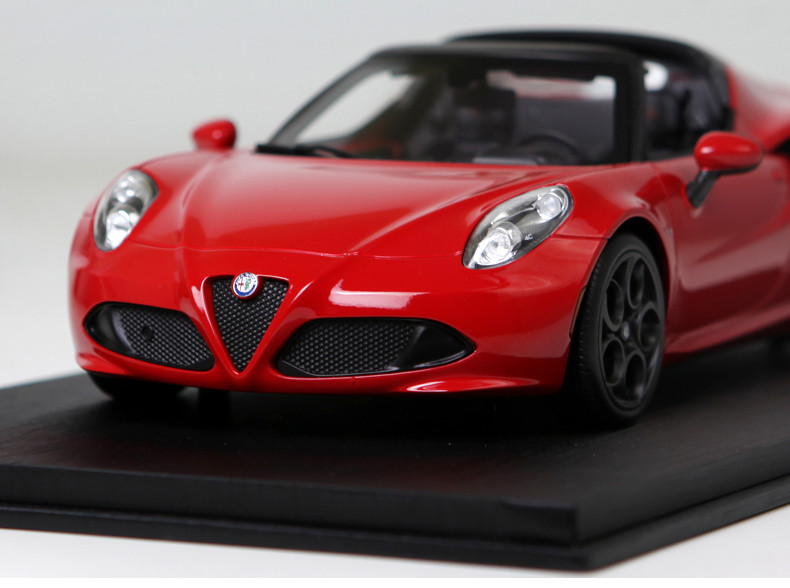 値下 TSM MODEL (1/43) アルファロメオ 4C SPIDER TSM Model アルファロメオ4Cスパイダー 1/43 - メルカリ