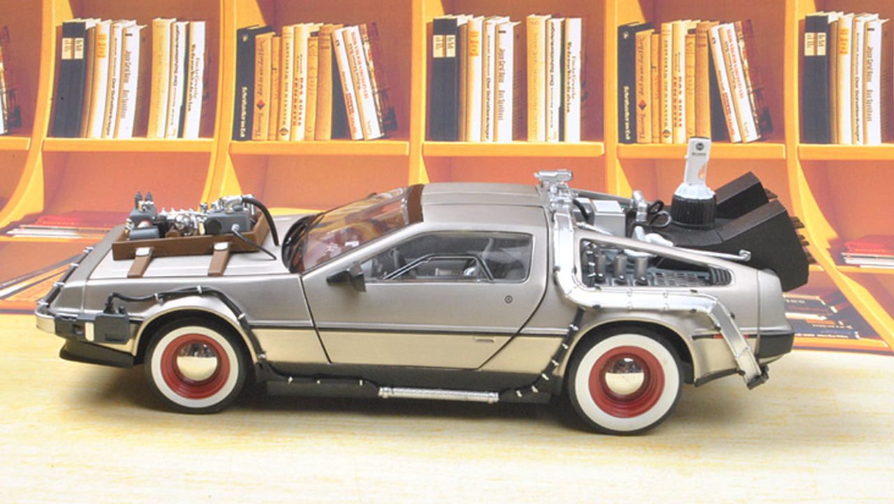 1/18 Sunstar DeLorean DMC-12 DMC12 Back to the future III with Red Wheels Diecast Car Model