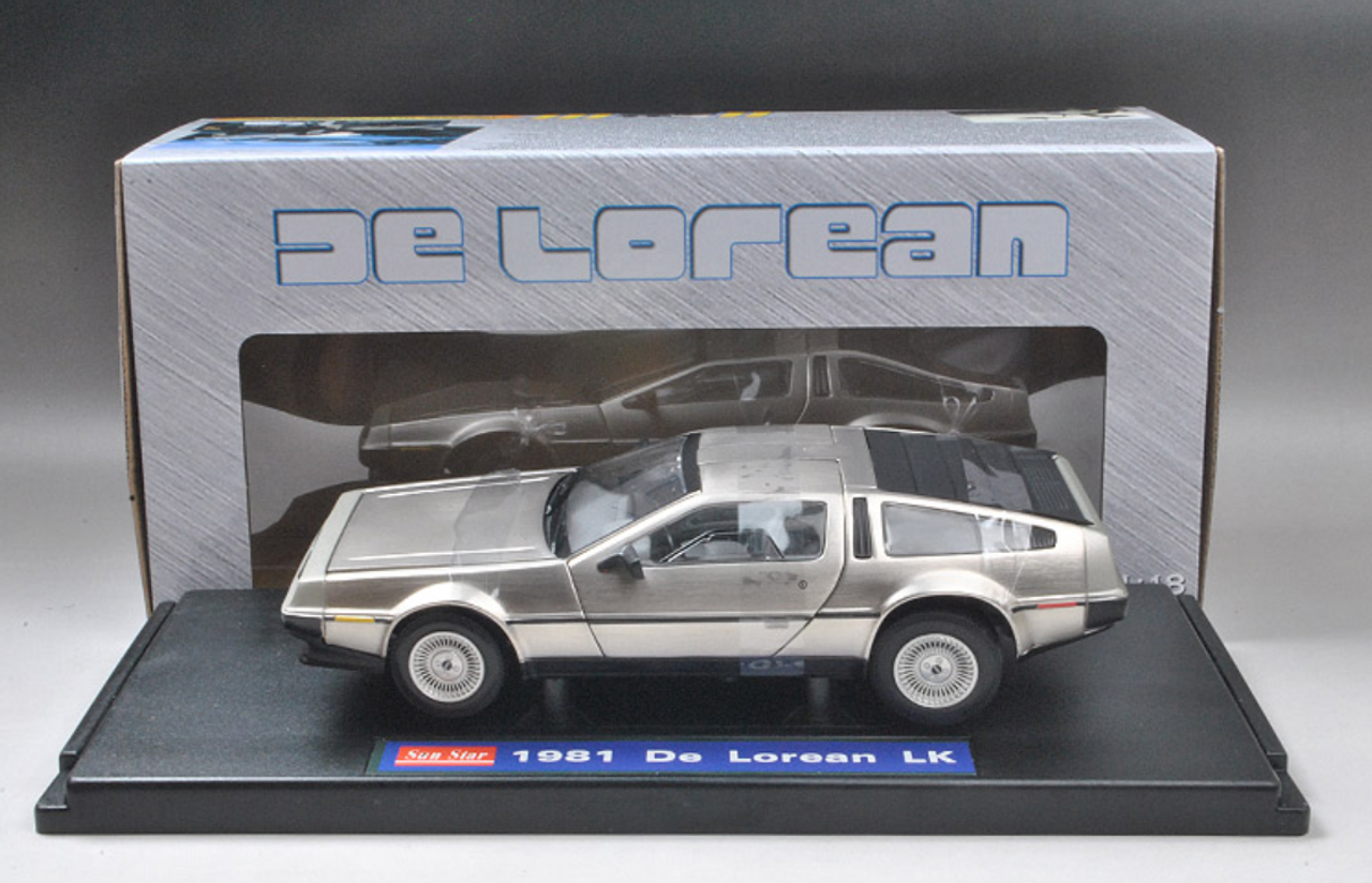 1/18 Sunstar 1981 DeLorean DMC-12 DMC12 (Stainless Steel Silver) Diecast Car Model