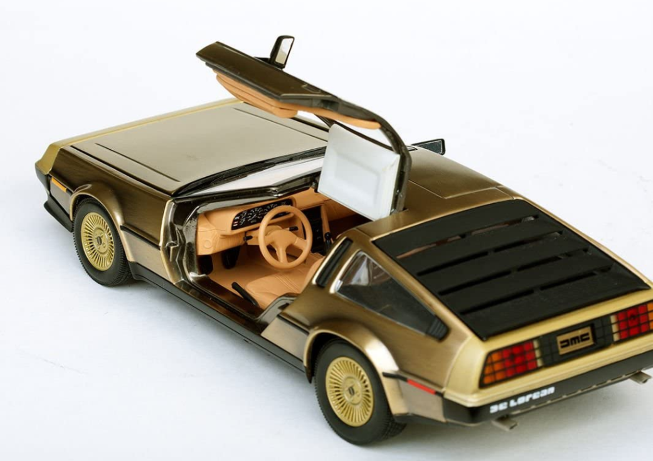 1/18 Sunstar DeLorean DMC-12 DMC12 (Gold) Diecast Car Model