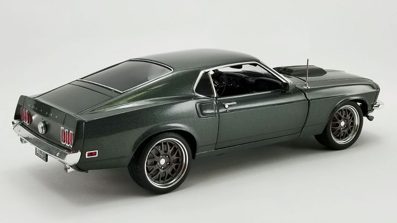 1/18 ACME 1969 Ford Mustang GT Fastback Street Fighter Bullet (Green) Diecast Car Model
