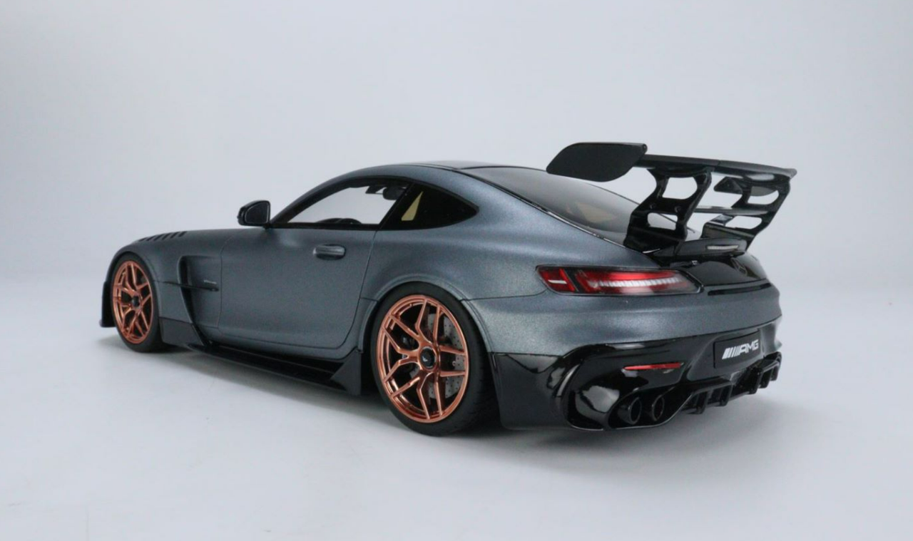 1/18 GT Spirit Mercedes-Benz Mercedes AMG GT Black Series (Silver Grey) Resin Car Model