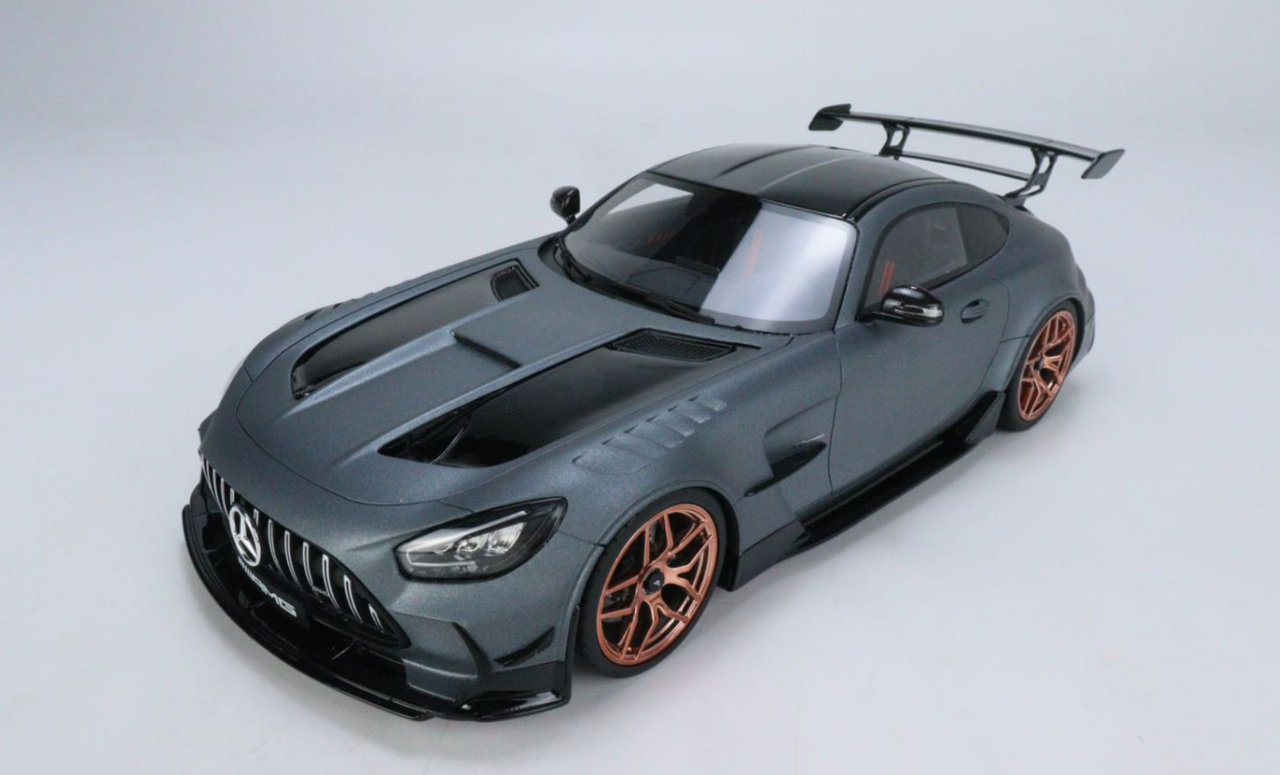 1/18 GT Spirit Mercedes-Benz Mercedes AMG GT Black Series (Silver Grey) Resin Car Model