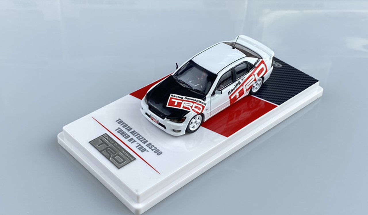 1/64 INNO 64 Toyota Altezza RS200 Tuned by TRD 