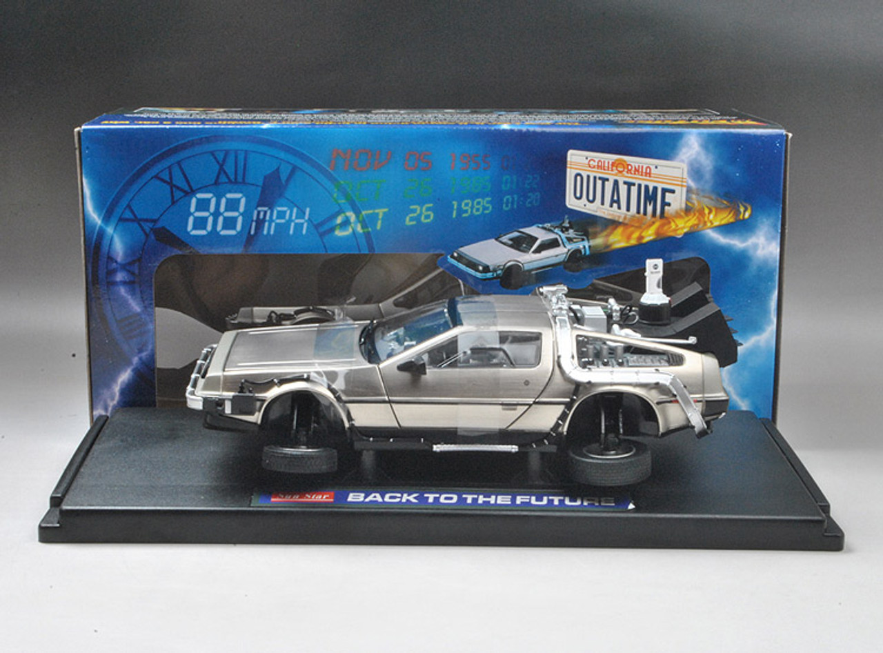 1/18 Sunstar DeLorean DMC-12 DMC12 Back to the future II with Folding Wheels Diecast Car Model