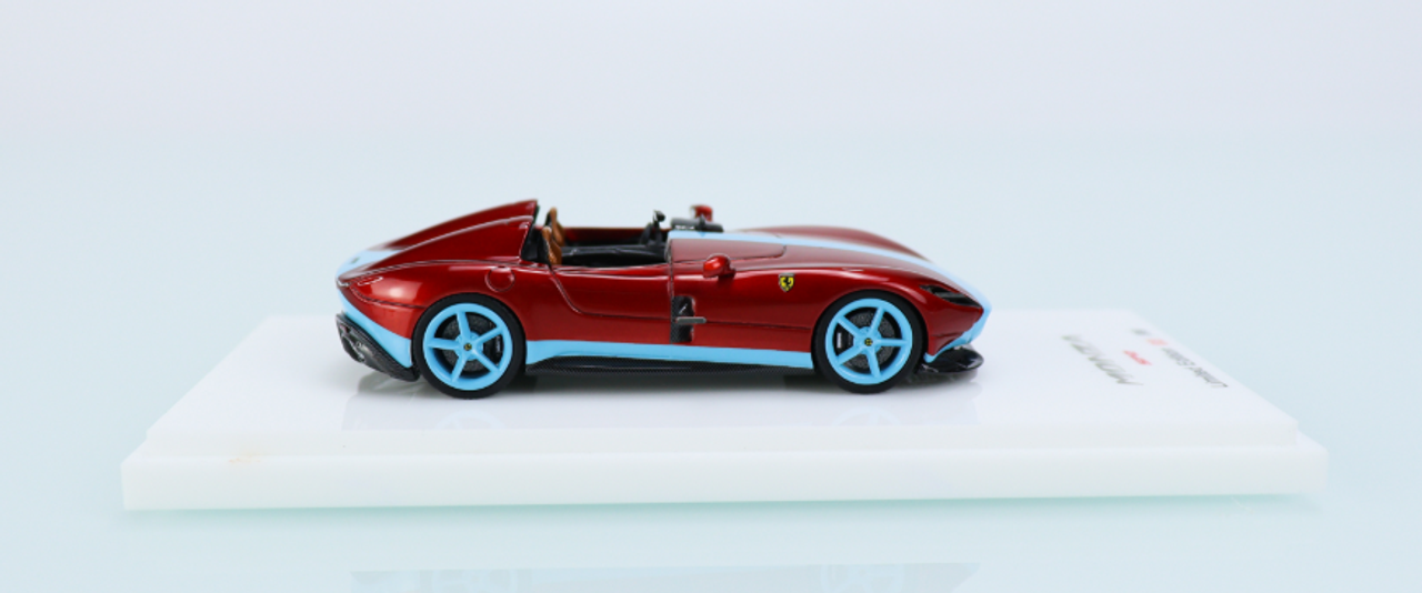 1/64 SP Model Ferrari Monza SP2 Red with Blue Strip Limited 99 Pieces Resin  - LIVECARMODEL.com