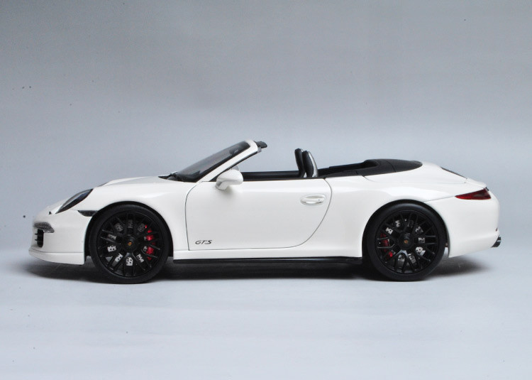 1/18 Schuco 911 Carrera GTS Convertible (White) Diecast Car Model