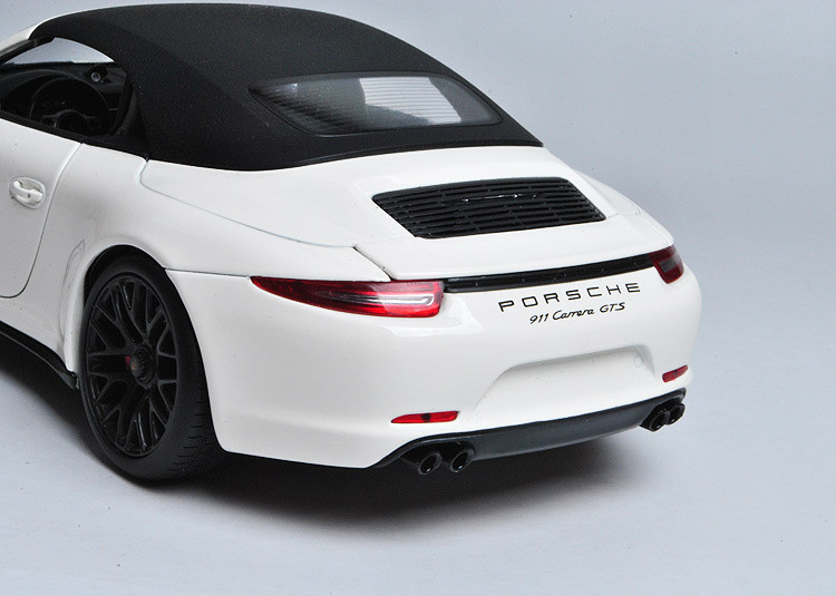 1/18 Schuco 911 Carrera GTS Convertible (White) Diecast Car Model