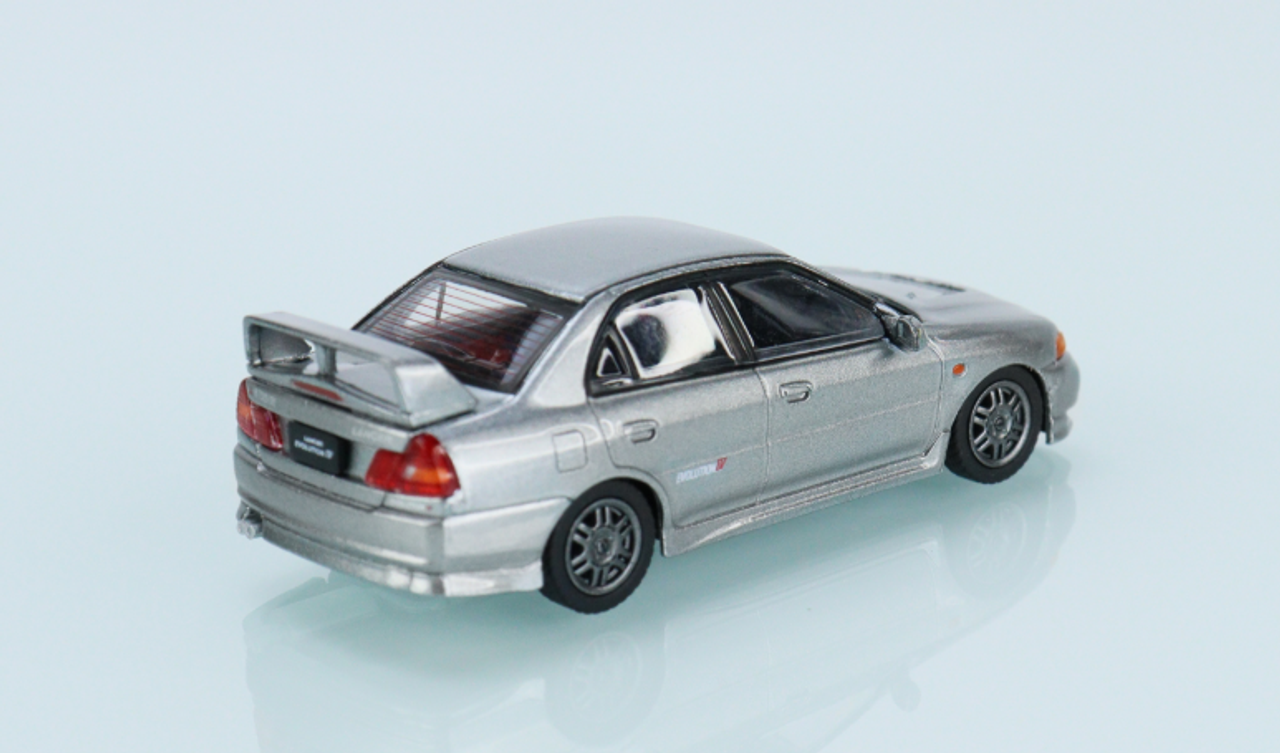 1/64 BM Creations Mitsubishi Lancer Evolution IV Silver RHD 