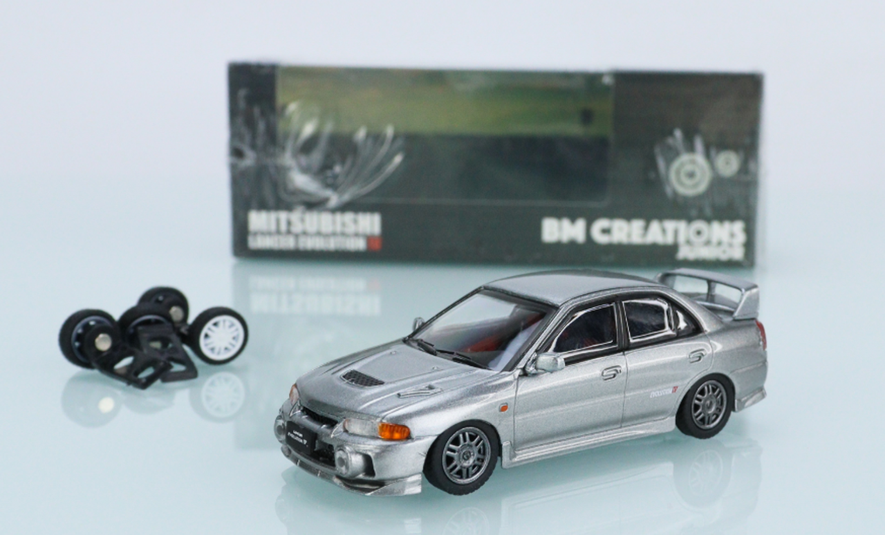 Tomica TLV Iconic Mitsubishi Evo Lancer V And Nissan Violet