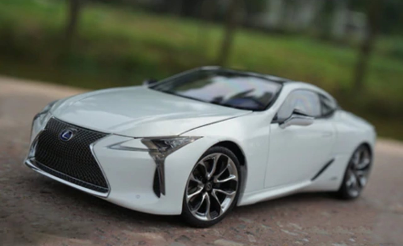 1/18 Dealer Edition Lexus LC LC500H LC500 (White) Diecast Car Model