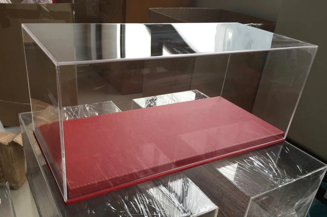 1/18 Extra Large Extended Acrylic Display Case with Red Leather Base (car model not included)