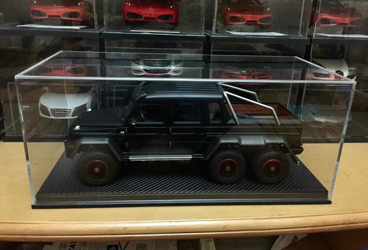 1/18 Extra Large Extended Acrylic Display Case with Carbon Fiber Pattern Leather Base (car model not included)