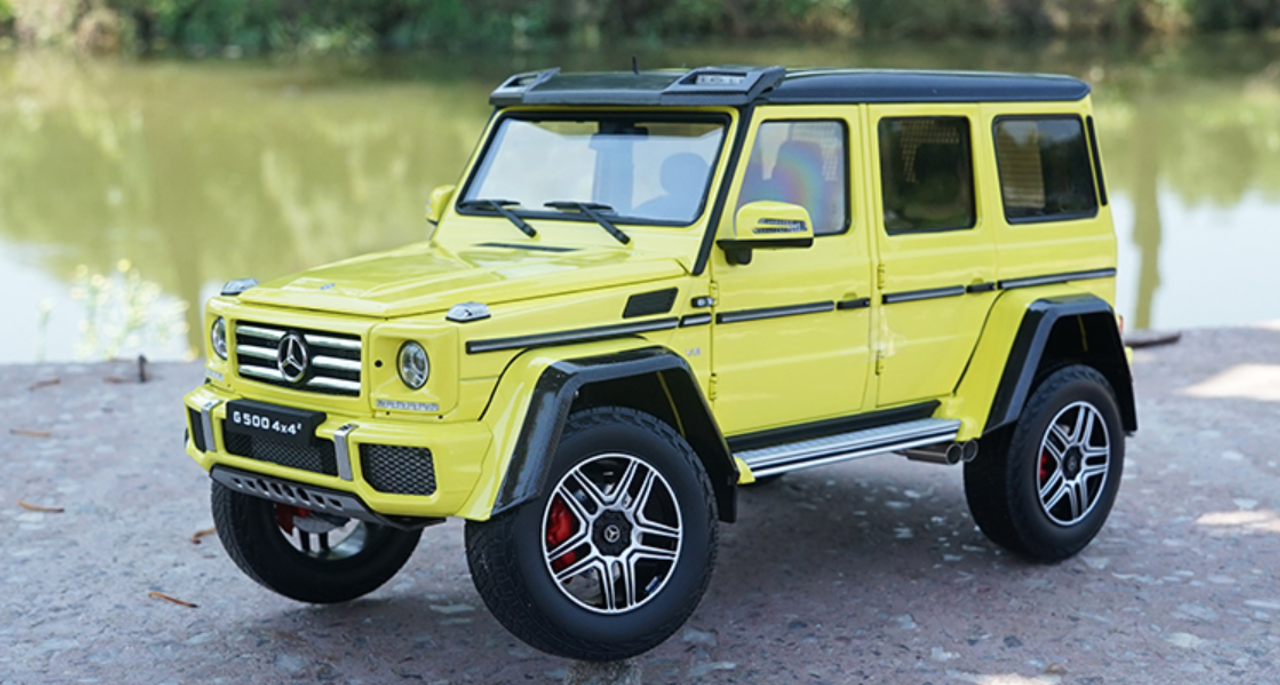 1/18 Almost Real AR Mercedes-Benz Mercedes G-Class G-Klasse G500 4x4 (Yellow) Diecast Car Model