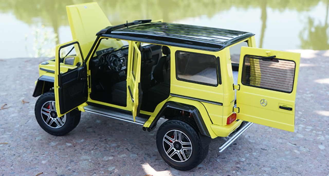 1/18 Almost Real AR Mercedes-Benz Mercedes G-Class G-Klasse G500 4x4 (Yellow) Diecast Car Model