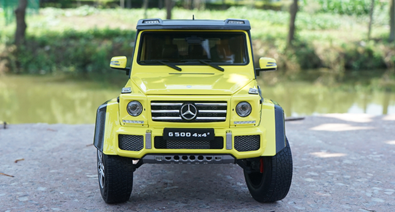 1/18 Almost Real AR Mercedes-Benz Mercedes G-Class G-Klasse G500 4x4 (Yellow) Diecast Car Model