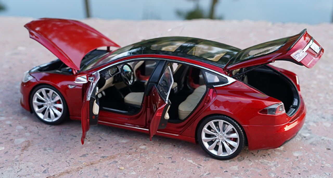 1/18 Official Dealer Edition Tesla Model S P100D (Red) Diecast Car