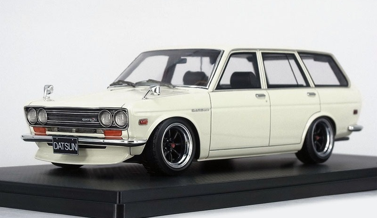  1/18 Ignition Model Datsun Bluebird (510) Wagon White 