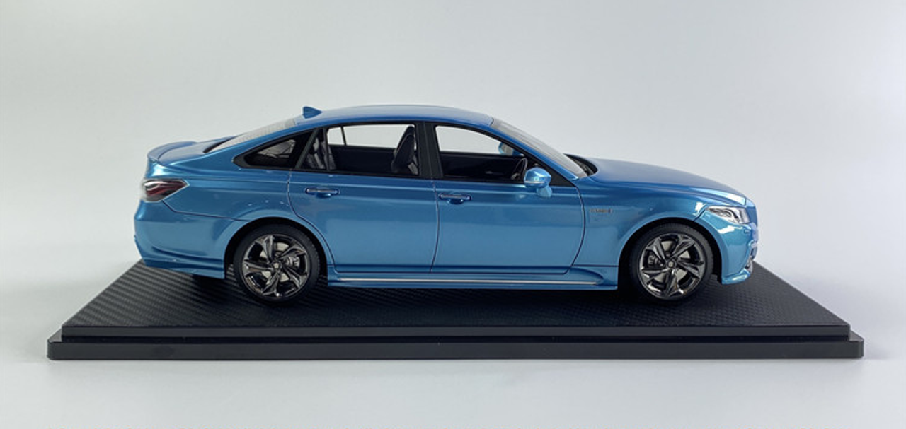 1/18 Ignition Model Toyota Crown (220) 3.5L RS Advance Sky Blue Resin Car Model