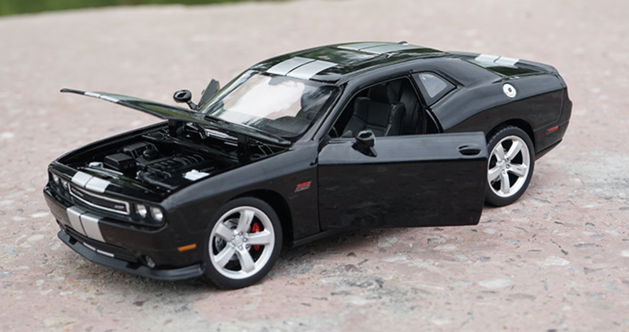 1/24 Welly FX Dodge Challenger (Black) Diecast Car Model