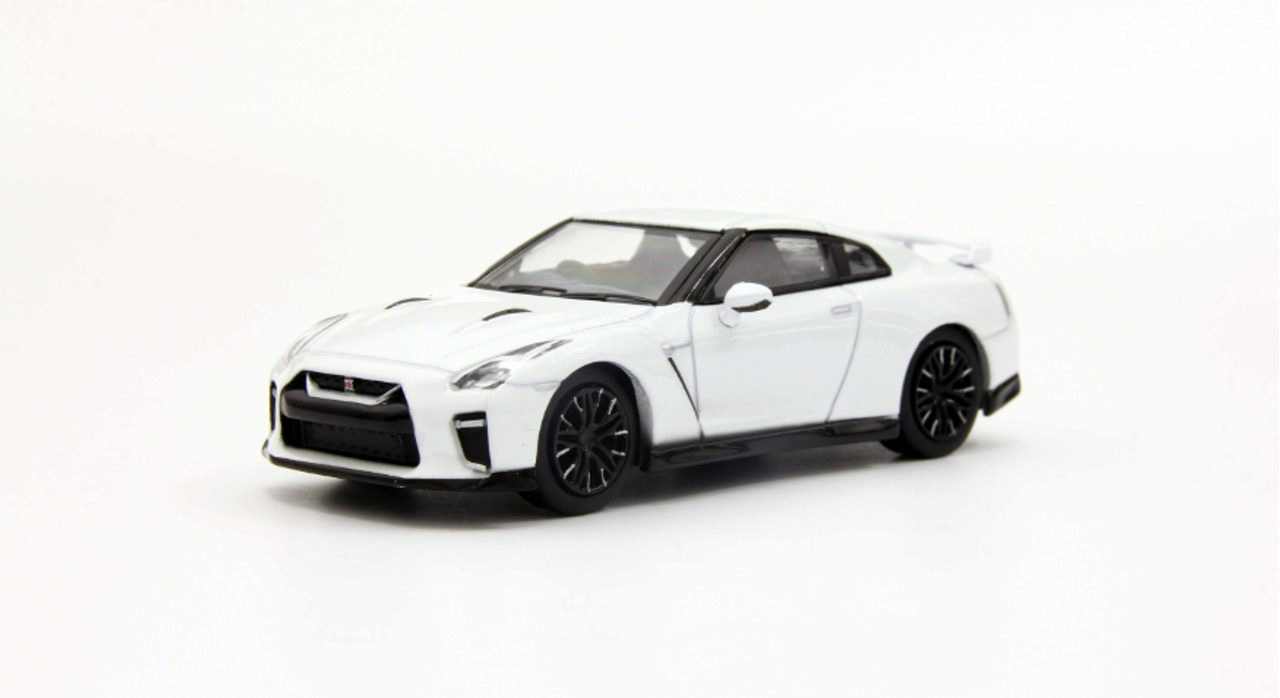 NISSAN GT-R 50th Anniversary ミニカー 1/64 Kyosho NISSAN GT-R 50th Anniversary pearl White