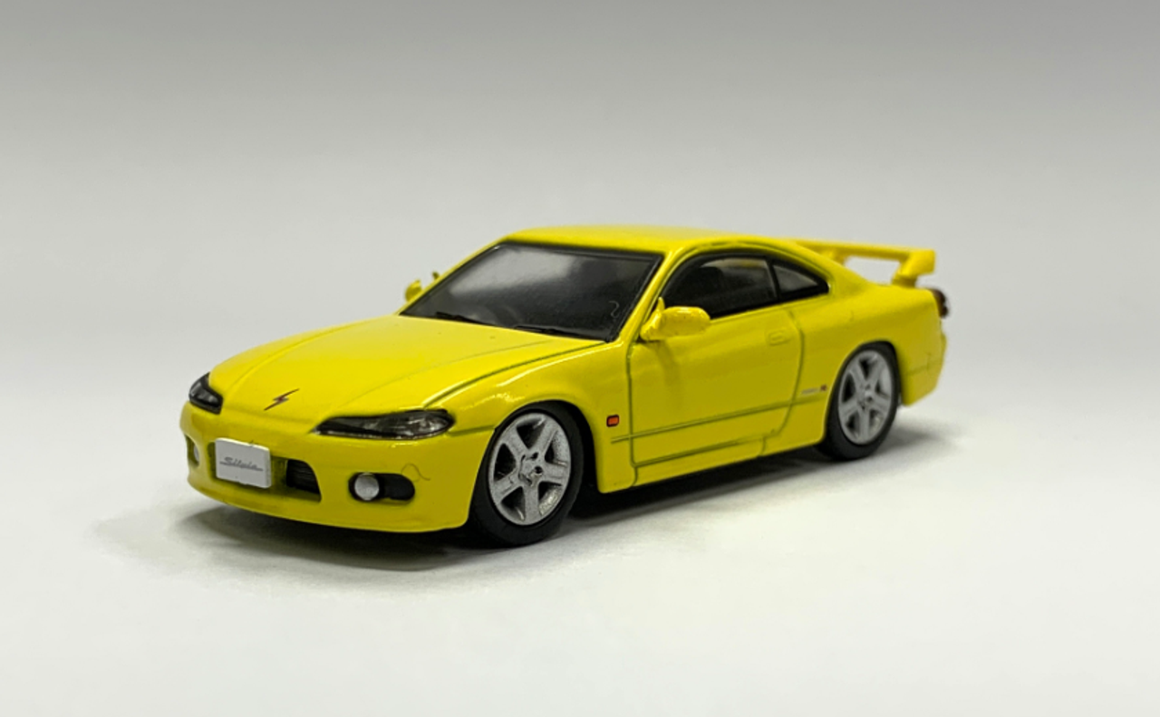 1/64 DieCast Master  Nissan Silvia S15 Yellow LHD Red Container (Red Container)