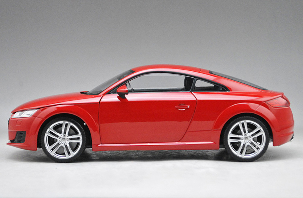 1/18 Audi Collection Dealer Edition Audi TT Coupe Hardtop (Red)