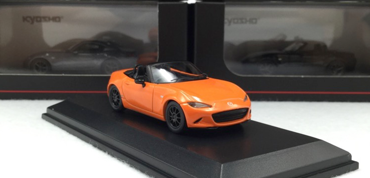 1/64 Kyosho Mazda Roadster RS convertible (Orange) Diecast Car Model