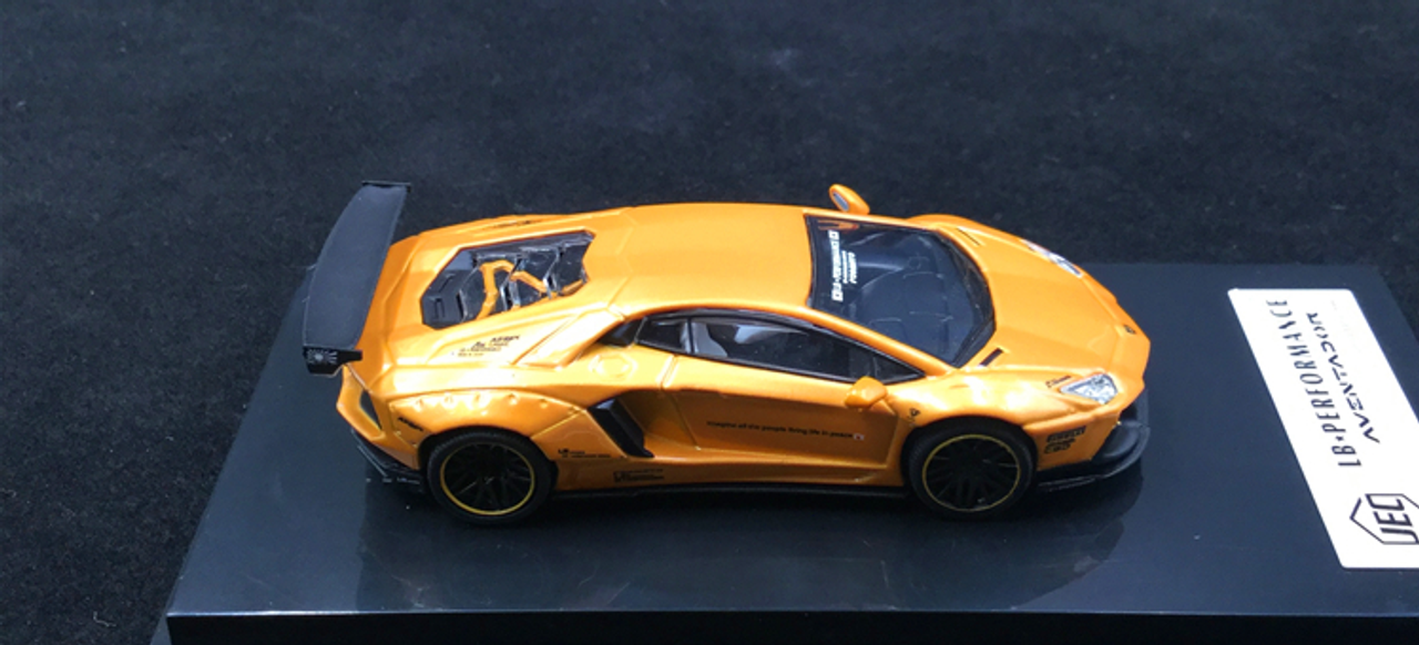  1/64 JEC LB works LP700-4 Metallic yellow Diecast Car Model 