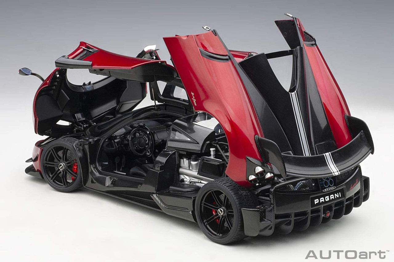 1/18 AUTOart Pagani Huayra BC in Rosso Dubai & Black Carbon Car