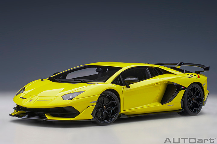 1/18 AUTOart Lamborghini Aventador SVJ (Giallo Tenerife Pearl