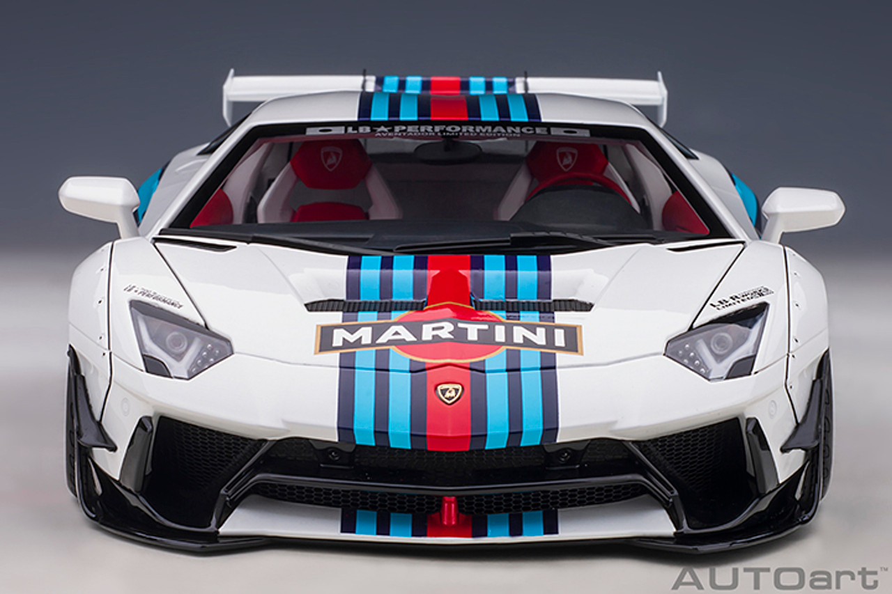 LBWK Lamborghini aventador マルティーニ 1/18 AUTOart Lamborghini Aventador Liberty Walk LB-Works