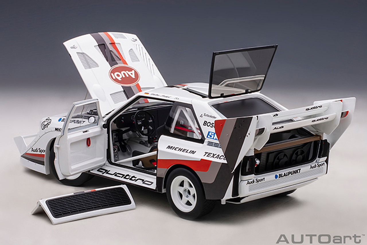 1/18 AUTOart 1987 Audi Quattro S1 Pikes Peak Winner W.ROEHRL #1 Car Model