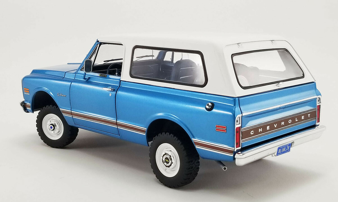 1/18 ACME 1970 Chevy Chevrolet Blazer K5 K/5 (Medium Blue