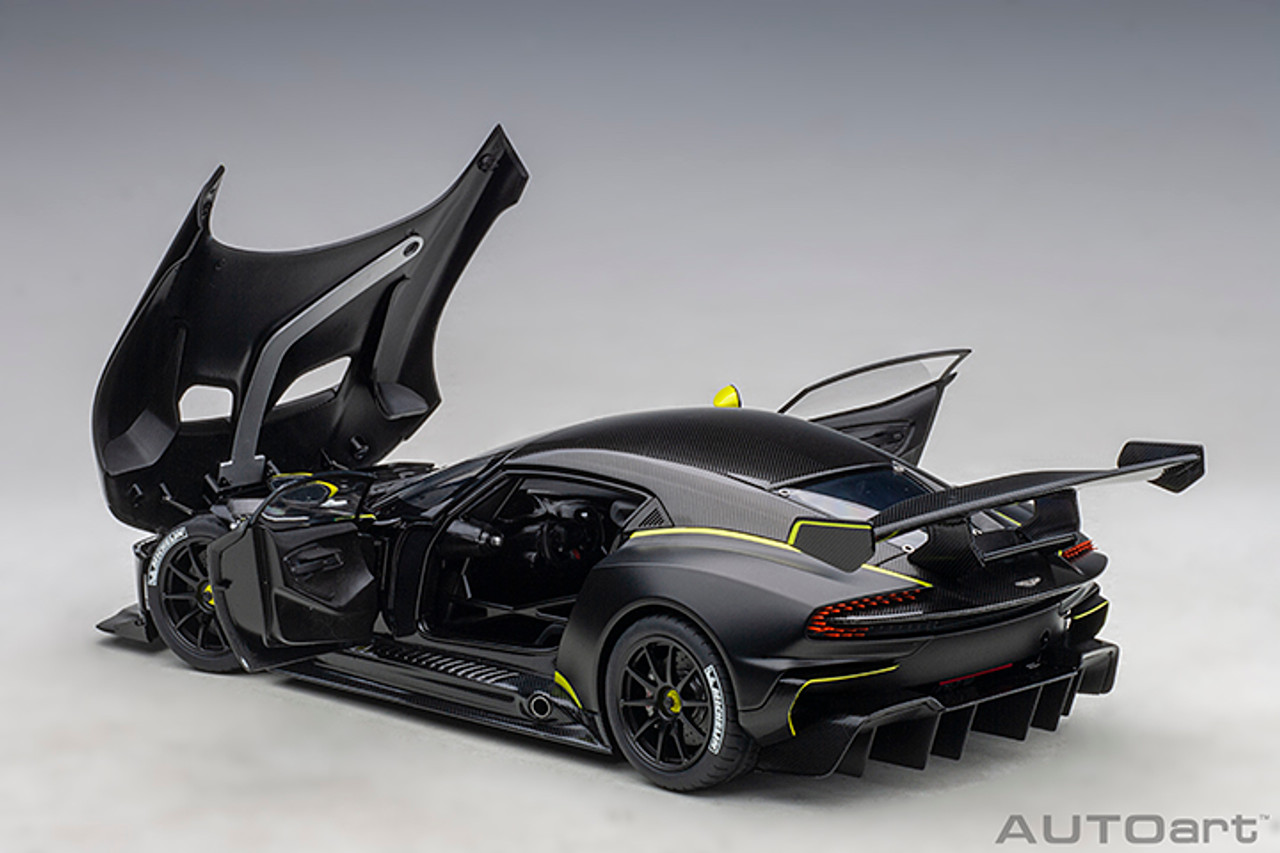 1/18 AUTOart Aston Martin Vulcan (Matte Black with Lime