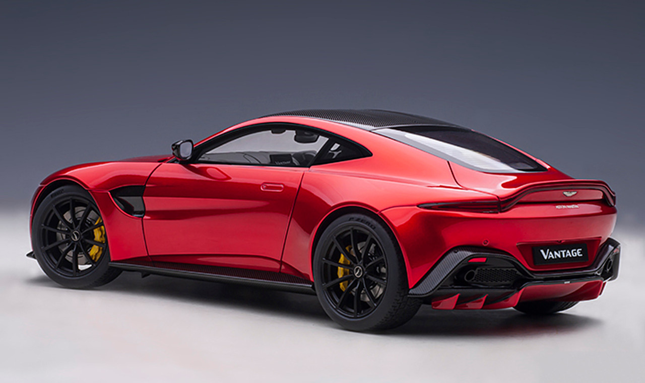 1/18 AUTOart 2019 Aston Martin Vantage (Hyper Red with Carbon Fiber Roof) Car Model