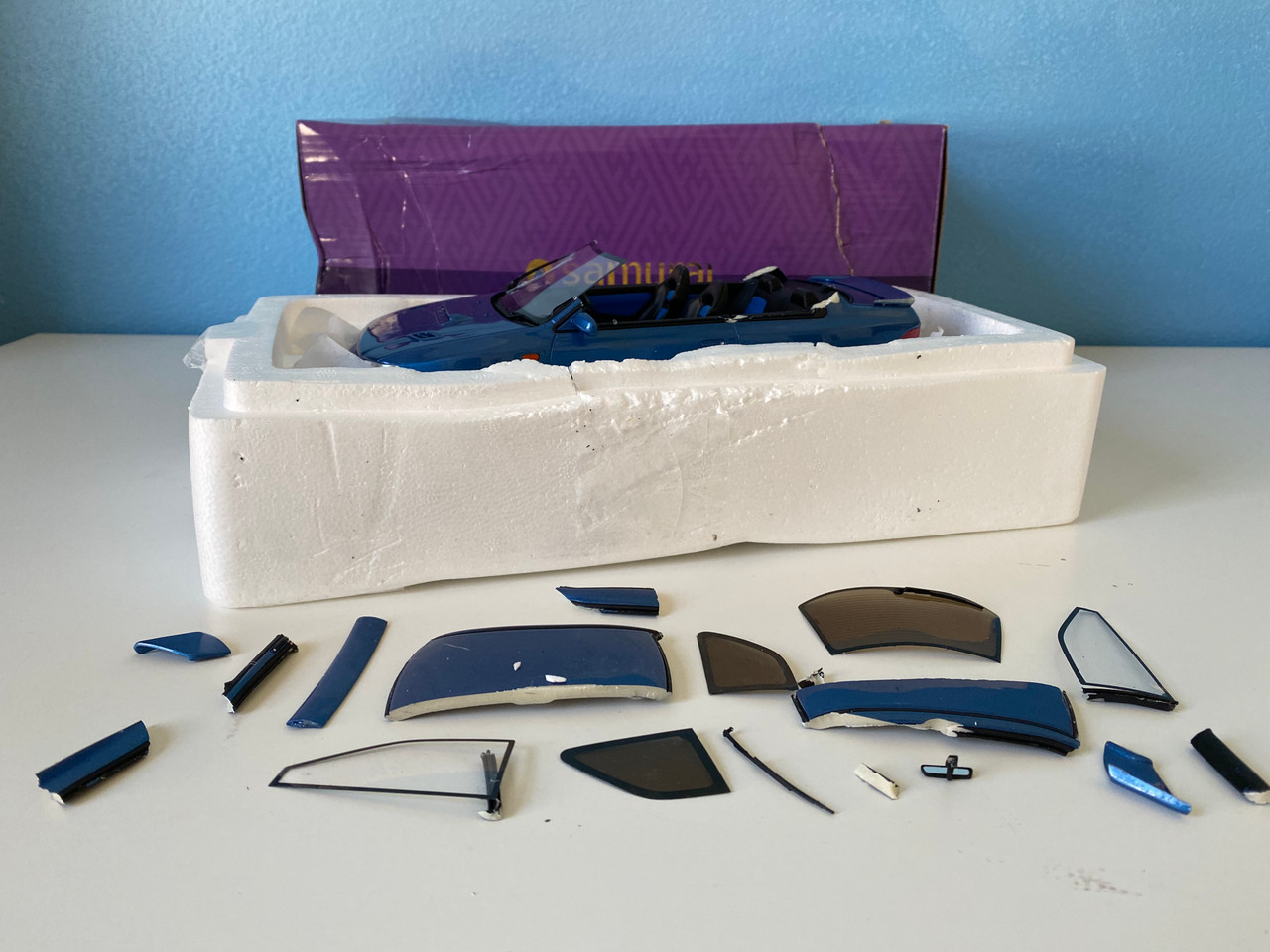 Damaged 1/18 Kyosho Samurai Subaru Impreza 22B STi Version