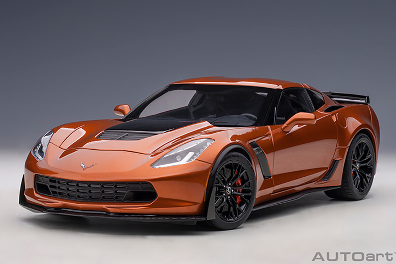 1/18 AUTOart Chevrolet Chevy Corvette C7 Z06 (Daytona Sunrise Orange) Car Model